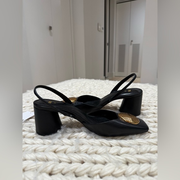 NEW ZARA limited edition Black and Gold Women's Loafers-Sandals size 38/7,5 us - Picture 6 of 17